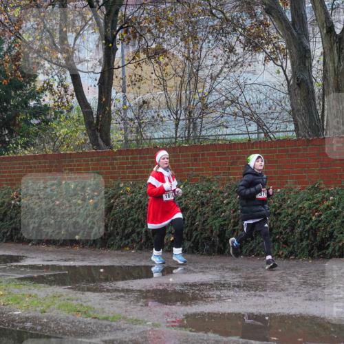 07.12.2025 - St. Pauli X-Mass-Run No. 15 Michael Burmester http://msf.ph/oto/9430409 07.12.2025 10:23:01 Laufen 1616 meine-sportfotos.de