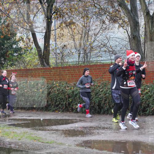 07.12.2025 - St. Pauli X-Mass-Run No. 15 Michael Burmester http://msf.ph/oto/9430432 07.12.2025 10:23:29 Laufen 455, 2647, 4594, 330, 29 meine-sportfotos.de