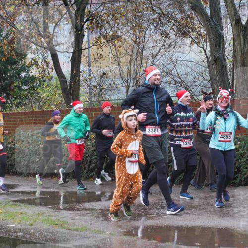 07.12.2025 - St. Pauli X-Mass-Run No. 15 Michael Burmester http://msf.ph/oto/9430465 07.12.2025 10:24:06 Laufen 296, 416, 3047, 3381, 1242, 01, 319, 4855 meine-sportfotos.de