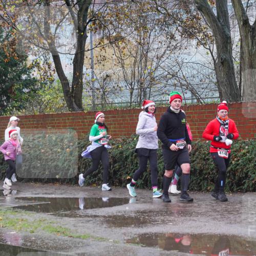 07.12.2025 - St. Pauli X-Mass-Run No. 15 Michael Burmester http://msf.ph/oto/9430474 07.12.2025 10:24:14 Laufen 4096, 4096, 4095, 4146 meine-sportfotos.de