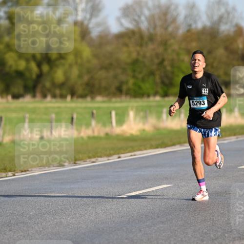 12.04.2026 - 45. Internationalen Wilhelmsburger Insellauf Dr. Thomas Lammeyer http://msf.ph/oto/9430503 12.04.2026 09:06:43 Laufen 5293 meine-sportfotos.de