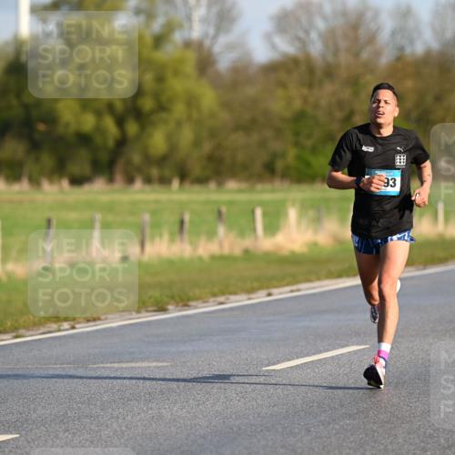 12.04.2026 - 45. Internationalen Wilhelmsburger Insellauf Dr. Thomas Lammeyer http://msf.ph/oto/9430505 12.04.2026 09:06:44 Laufen 93 meine-sportfotos.de