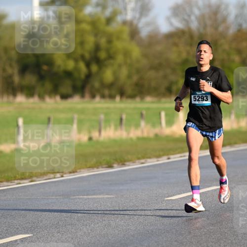 12.04.2026 - 45. Internationalen Wilhelmsburger Insellauf Dr. Thomas Lammeyer http://msf.ph/oto/9430507 12.04.2026 09:06:44 Laufen 5293 meine-sportfotos.de