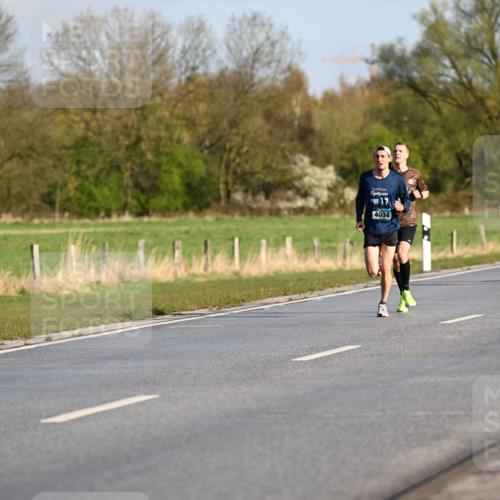 12.04.2026 - 45. Internationalen Wilhelmsburger Insellauf Dr. Thomas Lammeyer http://msf.ph/oto/9430542 12.04.2026 09:07:15 Laufen 17, 4034, 3521 meine-sportfotos.de