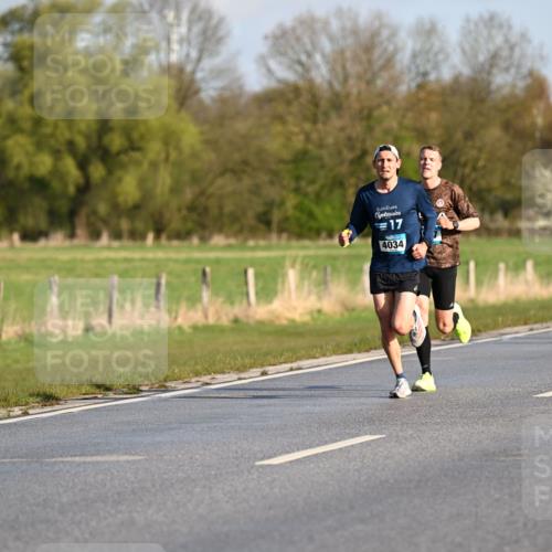 12.04.2026 - 45. Internationalen Wilhelmsburger Insellauf Dr. Thomas Lammeyer http://msf.ph/oto/9430561 12.04.2026 09:07:18 Laufen 17, 4034, 352 meine-sportfotos.de