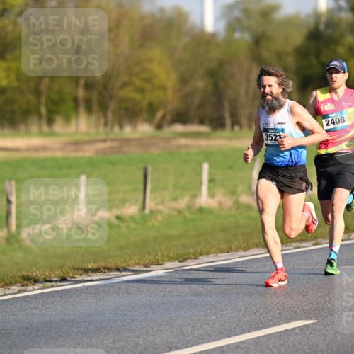 12.04.2026 - 45. Internationalen Wilhelmsburger Insellauf Dr. Thomas Lammeyer http://msf.ph/oto/9430589 12.04.2026 09:07:23 Laufen 7001, 3521, 2408 meine-sportfotos.de