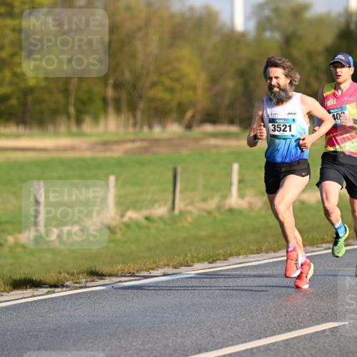 12.04.2026 - 45. Internationalen Wilhelmsburger Insellauf Dr. Thomas Lammeyer http://msf.ph/oto/9430590 12.04.2026 09:07:23 Laufen 1001, 40, 3521 meine-sportfotos.de