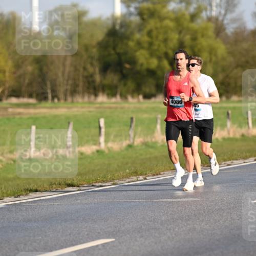 12.04.2026 - 45. Internationalen Wilhelmsburger Insellauf Dr. Thomas Lammeyer http://msf.ph/oto/9430612 12.04.2026 09:07:46 Laufen 4086, 45 meine-sportfotos.de