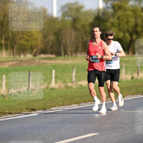 12.04.2026 - 45. Internationalen Wilhelmsburger Insellauf Dr. Thomas Lammeyer http://msf.ph/oto/9430617 12.04.2026 09:07:47 Laufen 4086, 3045 meine-sportfotos.de