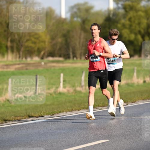 12.04.2026 - 45. Internationalen Wilhelmsburger Insellauf Dr. Thomas Lammeyer http://msf.ph/oto/9430618 12.04.2026 09:07:47 Laufen 4086, 3645 meine-sportfotos.de