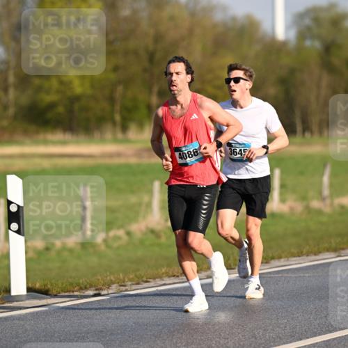12.04.2026 - 45. Internationalen Wilhelmsburger Insellauf Dr. Thomas Lammeyer http://msf.ph/oto/9430623 12.04.2026 09:07:48 Laufen 4086, 3645 meine-sportfotos.de