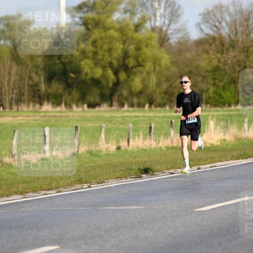 12.04.2026 - 45. Internationalen Wilhelmsburger Insellauf Dr. Thomas Lammeyer http://msf.ph/oto/9430631 12.04.2026 09:07:54 Laufen 3429 meine-sportfotos.de