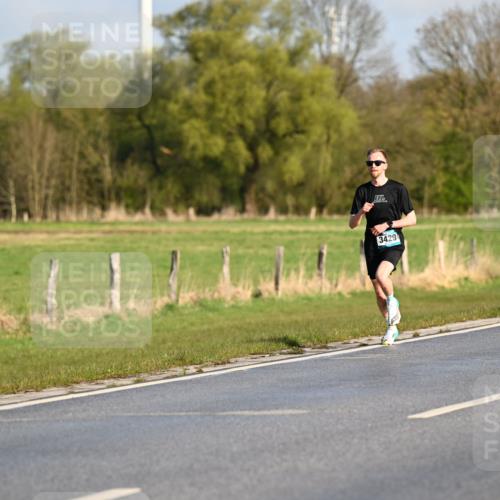 12.04.2026 - 45. Internationalen Wilhelmsburger Insellauf Dr. Thomas Lammeyer http://msf.ph/oto/9430632 12.04.2026 09:07:54 Laufen 3429 meine-sportfotos.de