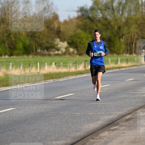 12.04.2026 - 45. Internationalen Wilhelmsburger Insellauf Dr. Thomas Lammeyer http://msf.ph/oto/9430692 12.04.2026 09:08:23 Laufen 2242 meine-sportfotos.de