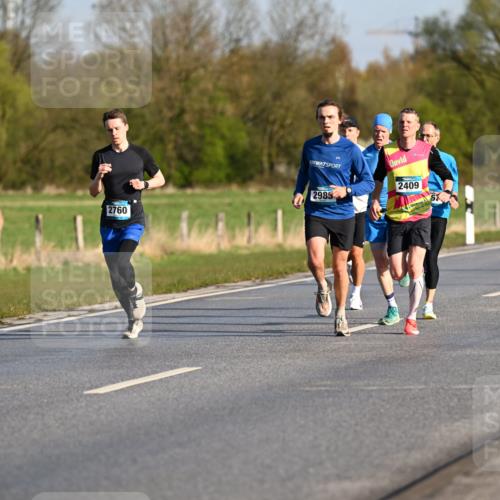 12.04.2026 - 45. Internationalen Wilhelmsburger Insellauf Dr. Thomas Lammeyer http://msf.ph/oto/9430735 12.04.2026 09:08:31 Laufen 2874, 2409, 2985, 2760, 67, 5439 meine-sportfotos.de