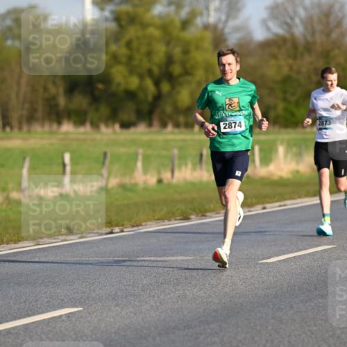 12.04.2026 - 45. Internationalen Wilhelmsburger Insellauf Dr. Thomas Lammeyer http://msf.ph/oto/9430768 12.04.2026 09:08:36 Laufen 2874, 2873 meine-sportfotos.de