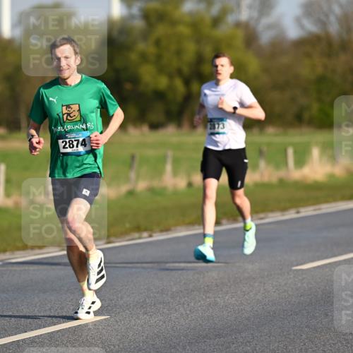 12.04.2026 - 45. Internationalen Wilhelmsburger Insellauf Dr. Thomas Lammeyer http://msf.ph/oto/9430773 12.04.2026 09:08:37 Laufen 2874, 2873 meine-sportfotos.de