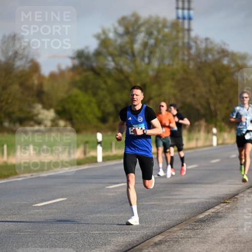 12.04.2026 - 45. Internationalen Wilhelmsburger Insellauf Dr. Thomas Lammeyer http://msf.ph/oto/9430810 12.04.2026 09:09:00 Laufen  meine-sportfotos.de