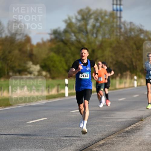 12.04.2026 - 45. Internationalen Wilhelmsburger Insellauf Dr. Thomas Lammeyer http://msf.ph/oto/9430812 12.04.2026 09:09:00 Laufen 2144 meine-sportfotos.de