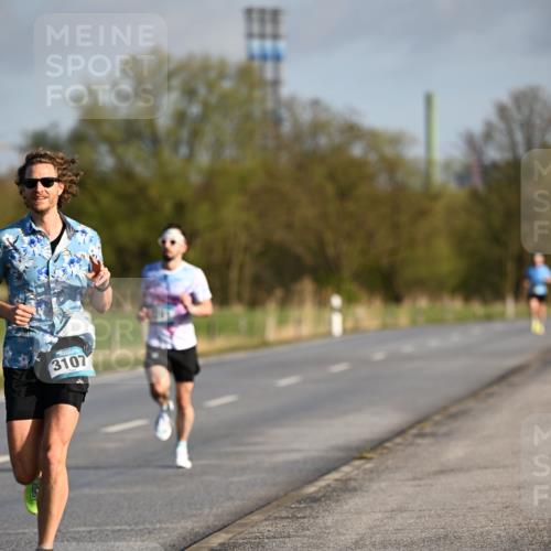 12.04.2026 - 45. Internationalen Wilhelmsburger Insellauf Dr. Thomas Lammeyer http://msf.ph/oto/9430839 12.04.2026 09:09:06 Laufen 3107 meine-sportfotos.de