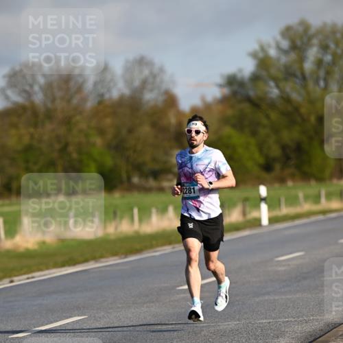 12.04.2026 - 45. Internationalen Wilhelmsburger Insellauf Dr. Thomas Lammeyer http://msf.ph/oto/9430845 12.04.2026 09:09:08 Laufen 2281, 3 meine-sportfotos.de