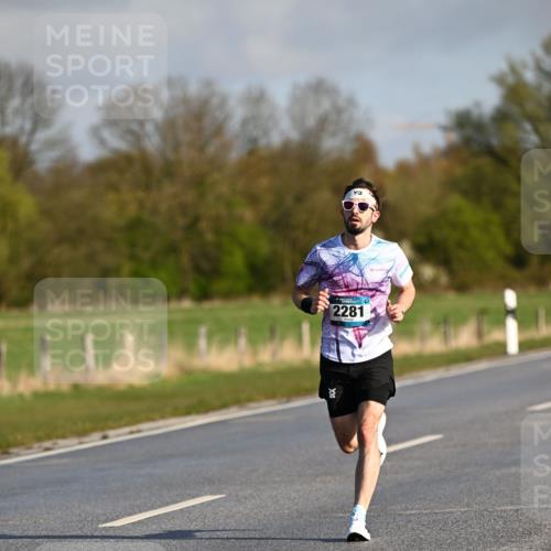 12.04.2026 - 45. Internationalen Wilhelmsburger Insellauf Dr. Thomas Lammeyer http://msf.ph/oto/9430848 12.04.2026 09:09:08 Laufen 2281 meine-sportfotos.de