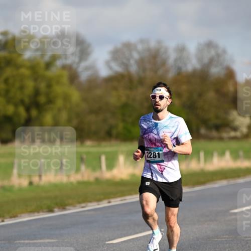 12.04.2026 - 45. Internationalen Wilhelmsburger Insellauf Dr. Thomas Lammeyer http://msf.ph/oto/9430854 12.04.2026 09:09:09 Laufen 2281, 3 meine-sportfotos.de