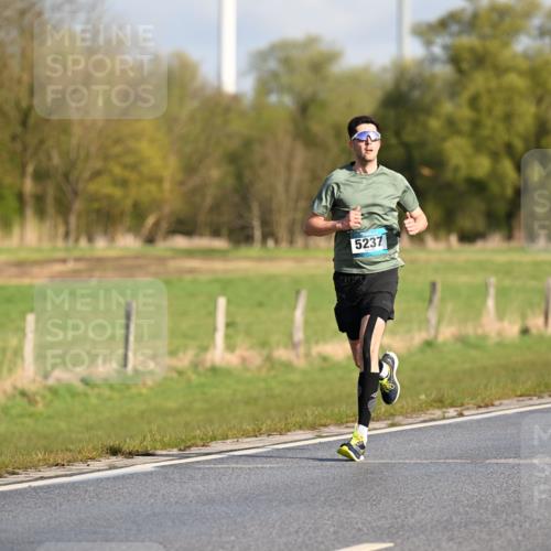 12.04.2026 - 45. Internationalen Wilhelmsburger Insellauf Dr. Thomas Lammeyer http://msf.ph/oto/9430961 12.04.2026 09:09:47 Laufen 5237 meine-sportfotos.de