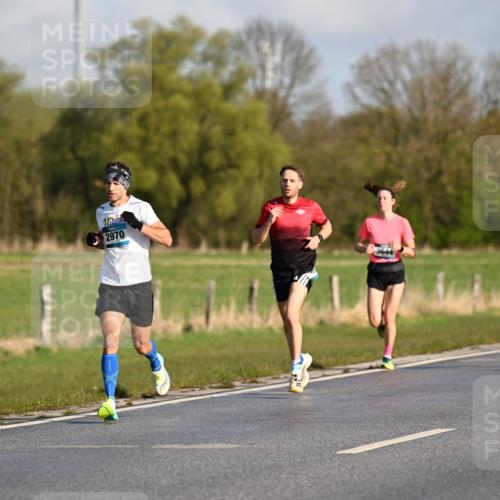 12.04.2026 - 45. Internationalen Wilhelmsburger Insellauf Dr. Thomas Lammeyer http://msf.ph/oto/9430977 12.04.2026 09:09:54 Laufen 10, 2970, 5456, 5676 meine-sportfotos.de