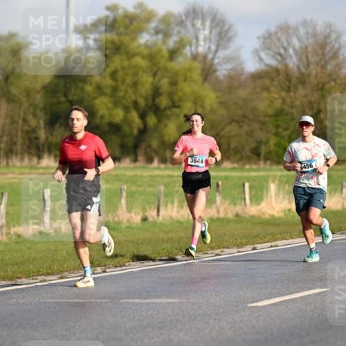 12.04.2026 - 45. Internationalen Wilhelmsburger Insellauf Dr. Thomas Lammeyer http://msf.ph/oto/9430983 12.04.2026 09:09:55 Laufen 2970, 3644, 5456, 5676 meine-sportfotos.de