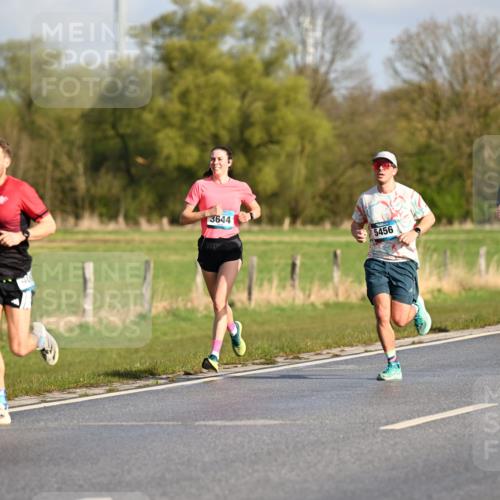 12.04.2026 - 45. Internationalen Wilhelmsburger Insellauf Dr. Thomas Lammeyer http://msf.ph/oto/9430988 12.04.2026 09:09:56 Laufen 3644, 5456, 5676 meine-sportfotos.de