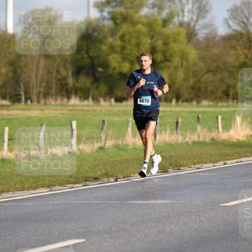 12.04.2026 - 45. Internationalen Wilhelmsburger Insellauf Dr. Thomas Lammeyer http://msf.ph/oto/9431003 12.04.2026 09:09:59 Laufen 5676 meine-sportfotos.de
