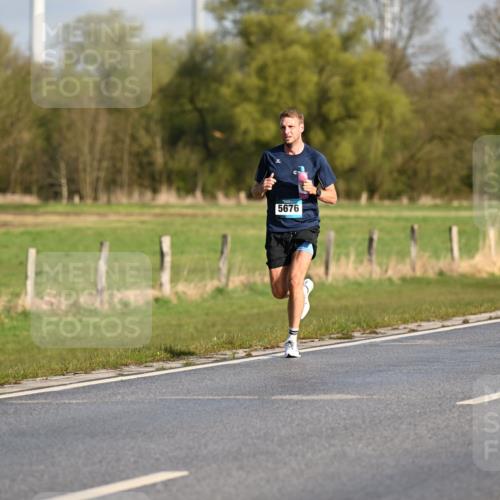 12.04.2026 - 45. Internationalen Wilhelmsburger Insellauf Dr. Thomas Lammeyer http://msf.ph/oto/9431004 12.04.2026 09:09:59 Laufen 5676 meine-sportfotos.de