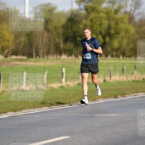 12.04.2026 - 45. Internationalen Wilhelmsburger Insellauf Dr. Thomas Lammeyer http://msf.ph/oto/9431006 12.04.2026 09:09:59 Laufen 5676 meine-sportfotos.de