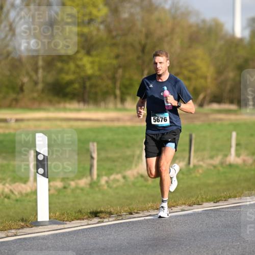 12.04.2026 - 45. Internationalen Wilhelmsburger Insellauf Dr. Thomas Lammeyer http://msf.ph/oto/9431020 12.04.2026 09:10:01 Laufen 5676 meine-sportfotos.de