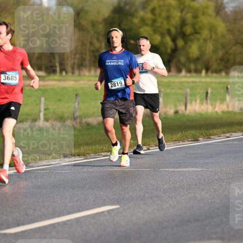 12.04.2026 - 45. Internationalen Wilhelmsburger Insellauf Dr. Thomas Lammeyer http://msf.ph/oto/9431094 12.04.2026 09:10:25 Laufen 3685, 2819 meine-sportfotos.de