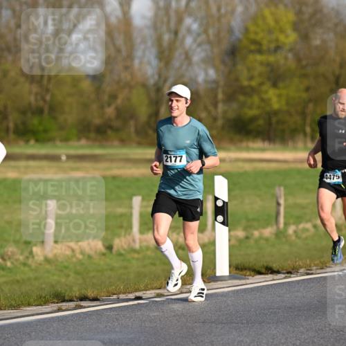 12.04.2026 - 45. Internationalen Wilhelmsburger Insellauf Dr. Thomas Lammeyer http://msf.ph/oto/9431173 12.04.2026 09:10:40 Laufen 2866, 2177, 4475 meine-sportfotos.de