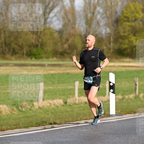12.04.2026 - 45. Internationalen Wilhelmsburger Insellauf Dr. Thomas Lammeyer http://msf.ph/oto/9431178 12.04.2026 09:10:41 Laufen 2177, 4475 meine-sportfotos.de