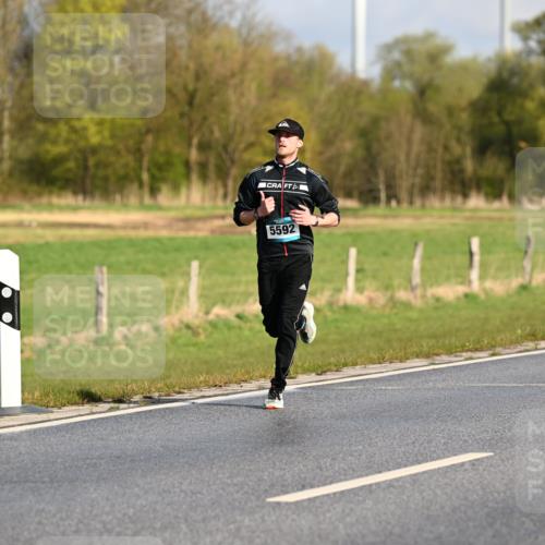 12.04.2026 - 45. Internationalen Wilhelmsburger Insellauf Dr. Thomas Lammeyer http://msf.ph/oto/9431195 12.04.2026 09:10:44 Laufen 5592 meine-sportfotos.de