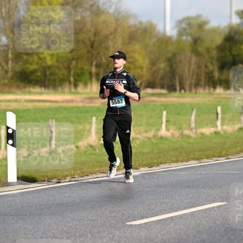 12.04.2026 - 45. Internationalen Wilhelmsburger Insellauf Dr. Thomas Lammeyer http://msf.ph/oto/9431196 12.04.2026 09:10:44 Laufen 5592 meine-sportfotos.de