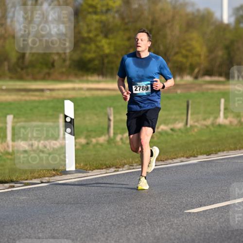 12.04.2026 - 45. Internationalen Wilhelmsburger Insellauf Dr. Thomas Lammeyer http://msf.ph/oto/9431237 12.04.2026 09:10:56 Laufen 2789 meine-sportfotos.de