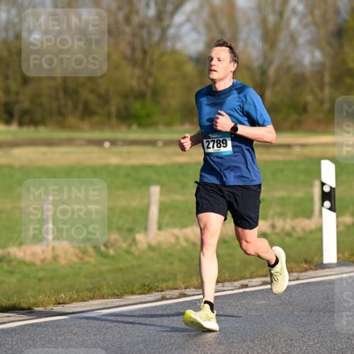 12.04.2026 - 45. Internationalen Wilhelmsburger Insellauf Dr. Thomas Lammeyer http://msf.ph/oto/9431244 12.04.2026 09:10:57 Laufen 2789 meine-sportfotos.de