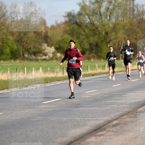 12.04.2026 - 45. Internationalen Wilhelmsburger Insellauf Dr. Thomas Lammeyer http://msf.ph/oto/9431250 12.04.2026 09:11:02 Laufen 2757 meine-sportfotos.de