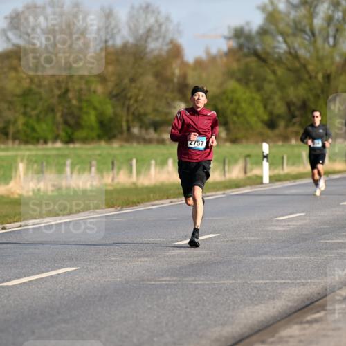 12.04.2026 - 45. Internationalen Wilhelmsburger Insellauf Dr. Thomas Lammeyer http://msf.ph/oto/9431257 12.04.2026 09:11:03 Laufen 2757 meine-sportfotos.de
