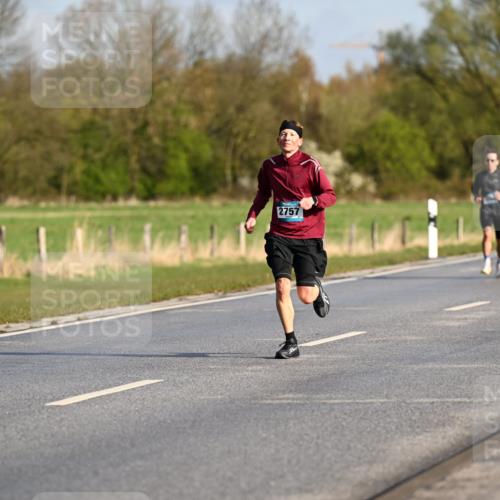 12.04.2026 - 45. Internationalen Wilhelmsburger Insellauf Dr. Thomas Lammeyer http://msf.ph/oto/9431260 12.04.2026 09:11:03 Laufen 2757 meine-sportfotos.de