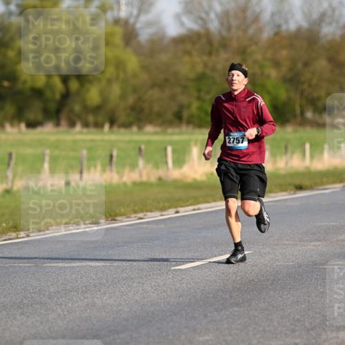 12.04.2026 - 45. Internationalen Wilhelmsburger Insellauf Dr. Thomas Lammeyer http://msf.ph/oto/9431270 12.04.2026 09:11:04 Laufen 2757 meine-sportfotos.de