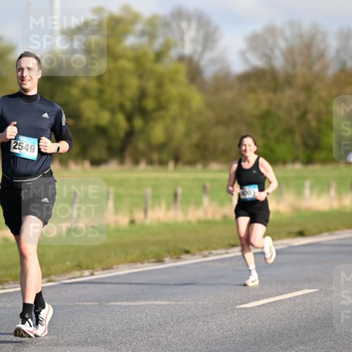12.04.2026 - 45. Internationalen Wilhelmsburger Insellauf Dr. Thomas Lammeyer http://msf.ph/oto/9431292 12.04.2026 09:11:12 Laufen 2549 meine-sportfotos.de