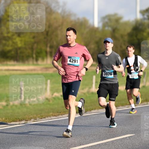 12.04.2026 - 45. Internationalen Wilhelmsburger Insellauf Dr. Thomas Lammeyer http://msf.ph/oto/9431319 12.04.2026 09:11:17 Laufen 4291, 3976, 3372, 226 meine-sportfotos.de