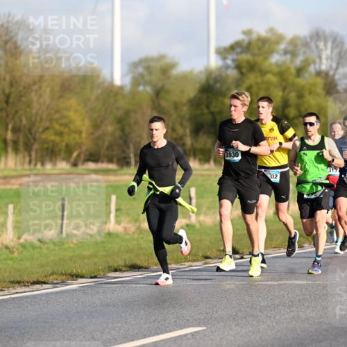 12.04.2026 - 45. Internationalen Wilhelmsburger Insellauf Dr. Thomas Lammeyer http://msf.ph/oto/9431334 12.04.2026 09:11:21 Laufen 3930, 226, 02, 313, 3099 meine-sportfotos.de