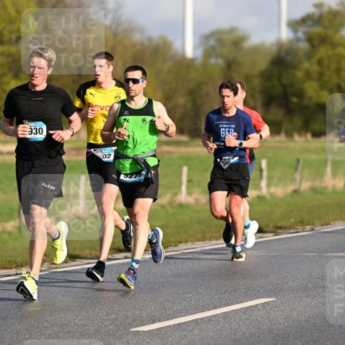 12.04.2026 - 45. Internationalen Wilhelmsburger Insellauf Dr. Thomas Lammeyer http://msf.ph/oto/9431346 12.04.2026 09:11:23 Laufen 930, 226, 02, 3099, 368, 3203 meine-sportfotos.de